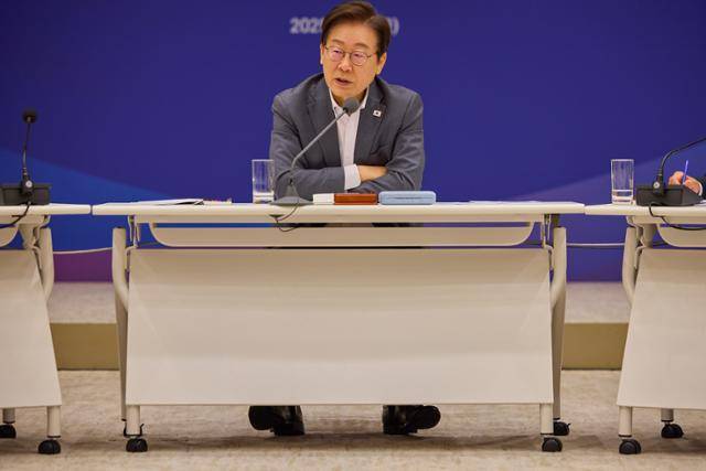 이재명 대통령이 지난 1일 서울 용산 대통령실 청사에서 열린 전국 시·도지사 간담회에서 발언을 하고 있다. 이재명 대통령 페이스북