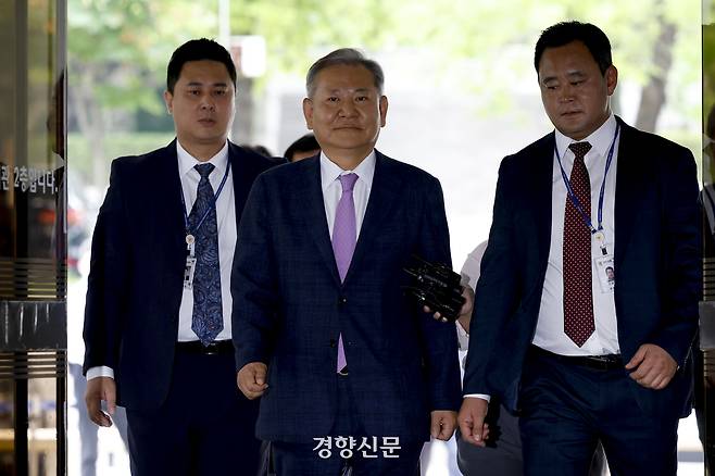 이상민 전 행정안전부 장관이 지난달 31일 서울중앙지법 구속 전 피의자 심문(영장실질심사)에 출석하고 있다. 문재원 기자
