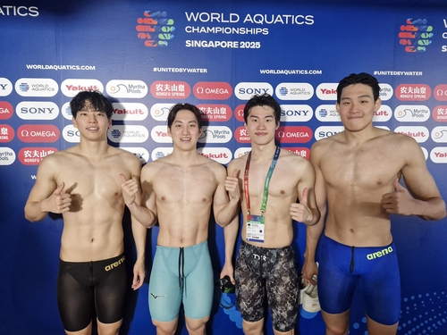 남자 혼계영 400ｍ 국가대표 이주호, 최동열, 황선우, 김영봄(이상 왼쪽부터). 사진[연합뉴스]