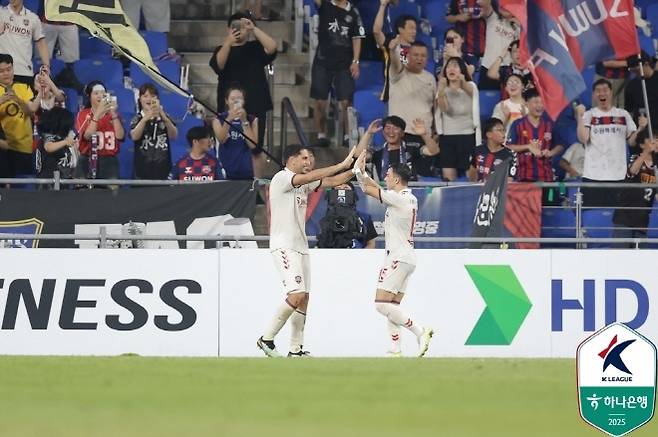 수원 FC가 리그 4연승에 성공했다. 사진=한국프로축구연맹