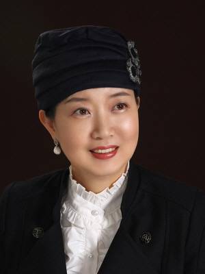 김율희 작가