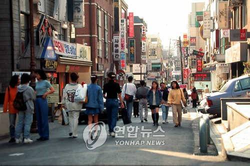 1994년 압구정동 로데오 거리 [연합뉴스 자료사진]