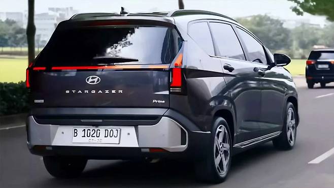 현대차 스타게이저 카르텐즈