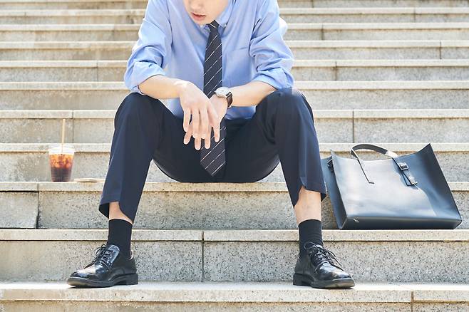 날이 더울 땐 충분한 수분 섭취와 견과류 등으로 두뇌 건강을 챙길 수 있다. [사진=게티이미지뱅크]