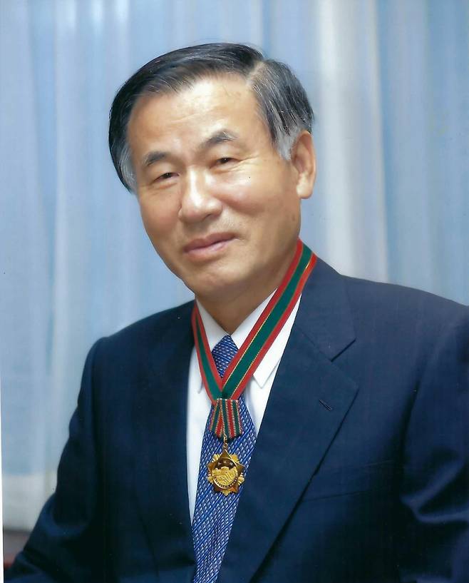 권영호(84, 스페인) 인터불고 회장이 ‘제10회 장보고한상 어워드’ 대상 수상자로 본선 심사위원회 만장일치로 선정됐다. /완도군