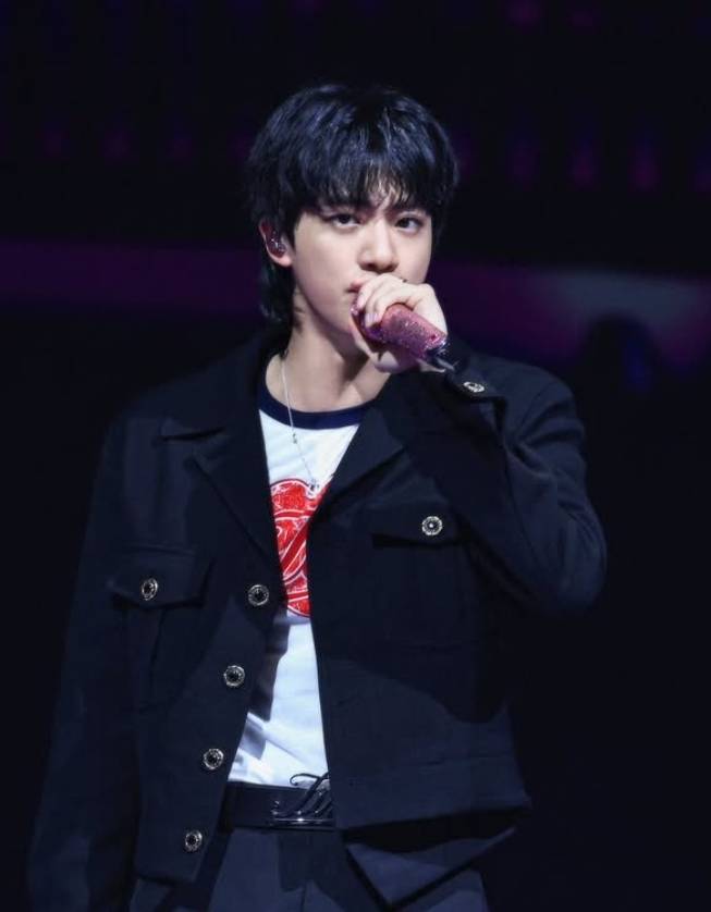 진 소셜 미디어