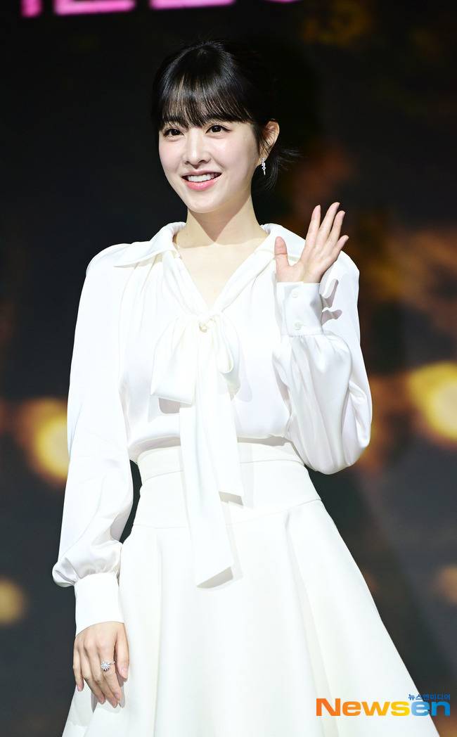 6월 종영한 tvN 드라마 ‘미지의 서울’에서 유미지, 유미래 1인 2역 연기로 호평받은 박보영(뉴스엔DB)