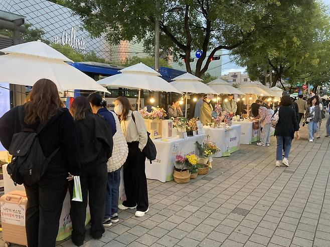 지난해 열린 소상공인 동행마켓 [강남구 제공. 재판매 및 DB 금지]