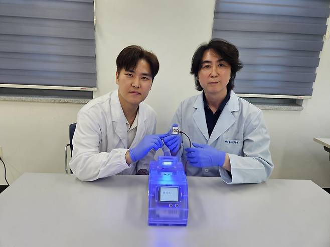 생명연·성균관대 공동 연구팀  왼쪽부터 권오석 교수·고경철 박사