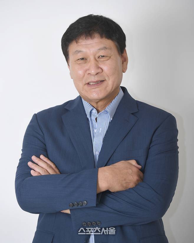 이준희 대한씨름협회장이 스포츠서울과 인터뷰에 앞서 포즈를 취하고 있다. 최승섭기자 thunder@sportsseoul.com