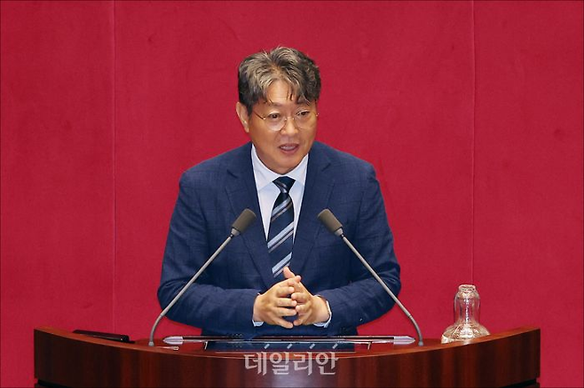 국회 법제사법위원회 위원장인 이춘석 더불어민주당 의원 ⓒ데일리안 홍금표 기자