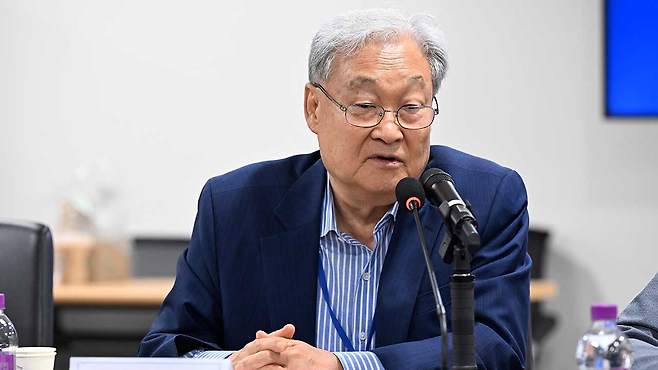 인사말하는 정연주 전 방송통신심의위원장