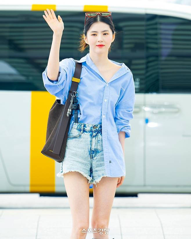 배우 한소희. 찰스앤키스 제공