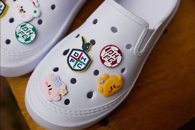 대전하나시티즌은 0시 축제 홍보부스에서 '꿈돌이, 꿈순이' 굿즈를 현장 판매한다. /대전하나시티즌 제공