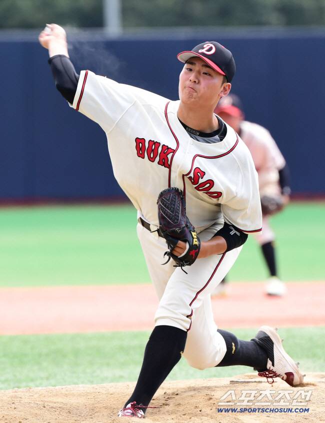 2022년 7월 청룡기 대회에 출전한 덕수고 3학년 심준석. 스포츠조선 DB