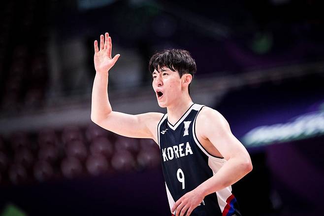 이정현은 6일 2025 국제농구연맹(FIBA) 아시아컵 호주와의 A조 조별리그 1차전에서 팀 내 최다 득점(20점)을 기록했다. FIBA 제공