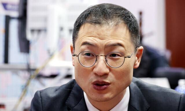 김상욱 더불어민주당(당시엔 국민의힘 소속) 의원이 지난 3월17일 오후 국회 의원회관에서 한겨레와 인터뷰를 하고 있다. 김경호 선임기자 jijae@hani.co.kr