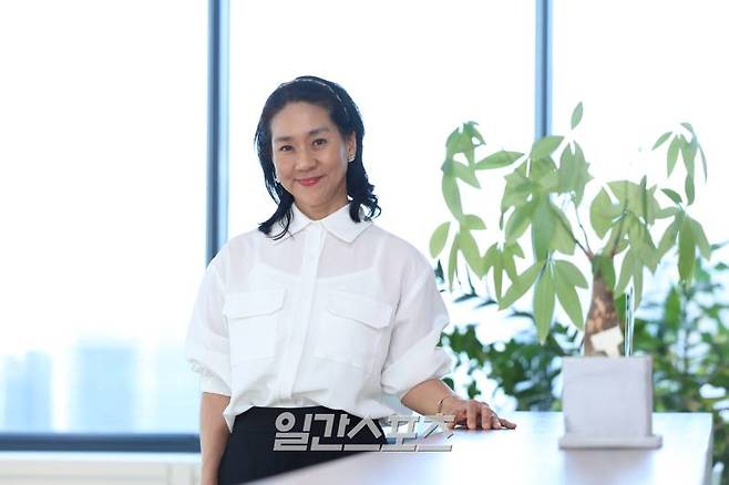 강혜정 대표가 9일 오후 서울 중구 순화동 KG타워에서 진행된 일간스포츠와의 인터뷰에 앞서 포즈를 취하고 있다. 서병수 기자 qudtn@edaily.co.kr /2025.07.09/
