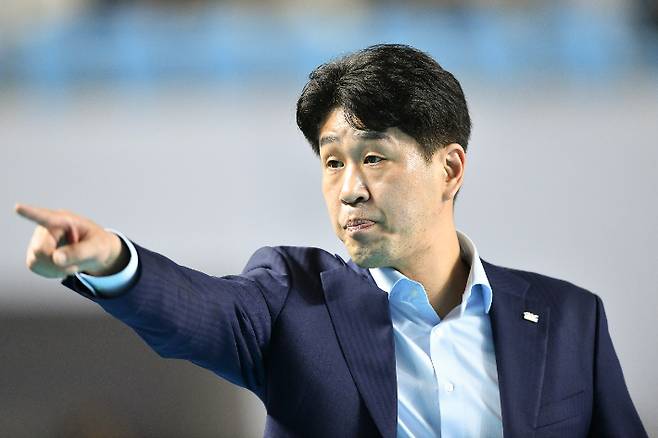 한국도로공사 김종민 감독. 한국배구연맹