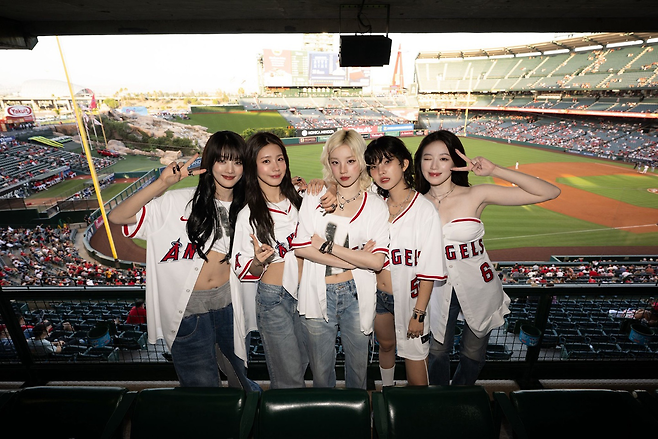 큐브 엔터테인먼트, LA Angels