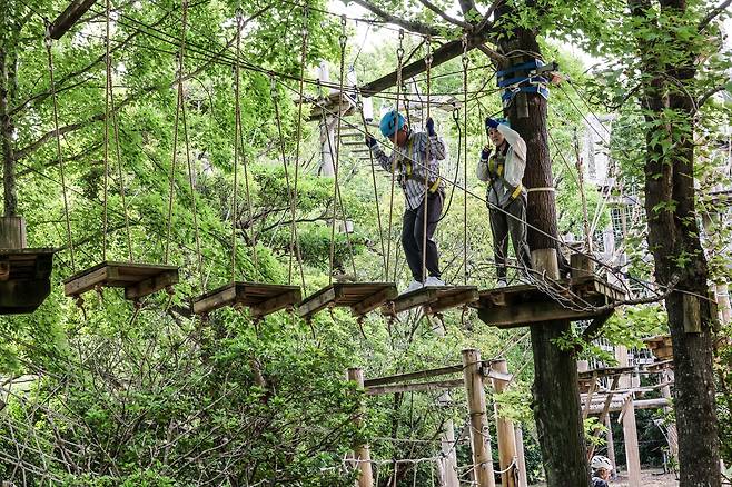 공중 줄타기 '천공의 성' [사진/백승렬 기자]