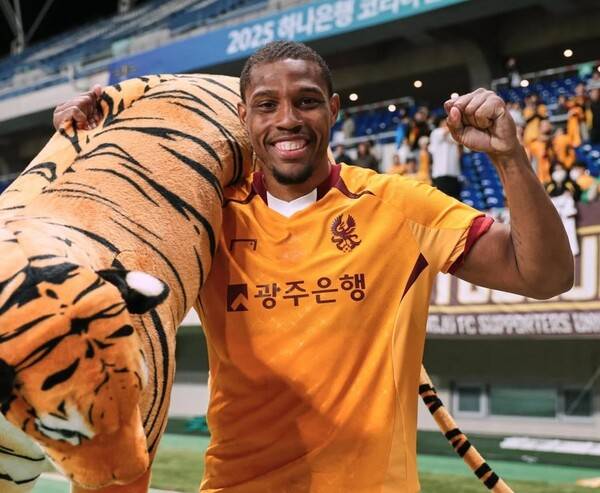 지난 6일 광주FC가 구단 SNS를 통해 가브리엘과 상호 합의하에 계약을 해지했다고 밝혔다. 구단 SNS 캡쳐.