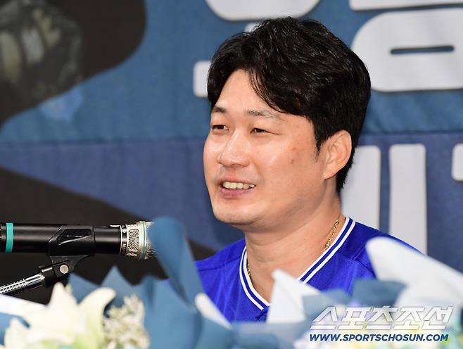 7일 오후 인천 송도 오라카이호텔에서 삼성 라이온즈 오승환 은퇴 기자회견이 열렸다. 은퇴 소감을 말하고 있는 오승환. 인천=송정헌 기자songs@sportschosun.com/2025.08.07/