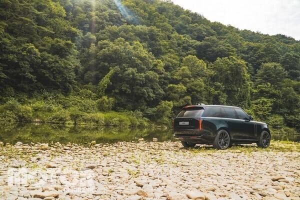 ​올 뉴 레인지로버 P550E&nbsp; 사진 모터매거진 최재혁 기자​