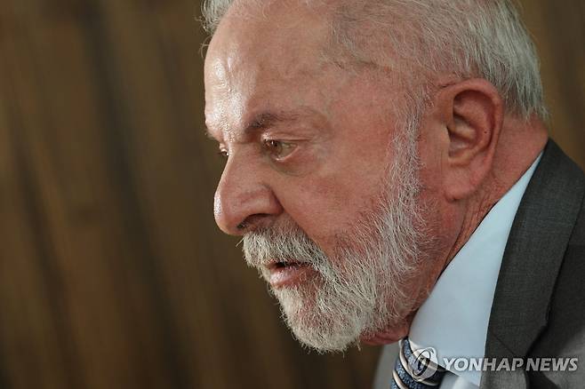 6일(현지시간) 인터뷰하는 브라질 룰라 대통령 [브라질리아 로이터=연합뉴스. 재판매 및 DB 금지]