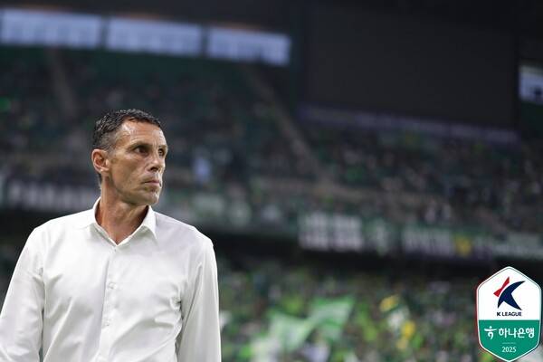 전북현대 거스 포옛 감독. /사진=한국프로축구연맹