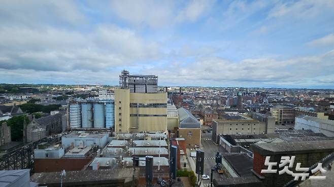 전망대에서 바라본 더블린 시내 전경. 최원철 기자