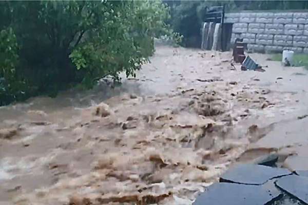 당진 면천면 하천 범람