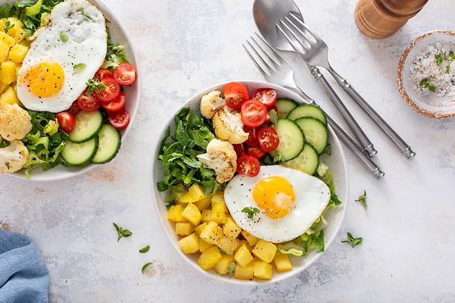 비타민 C와 E가 풍부한 과일과 채소를 자주 섭취하는 것이 좋다. [사진= 게티이미지뱅크]