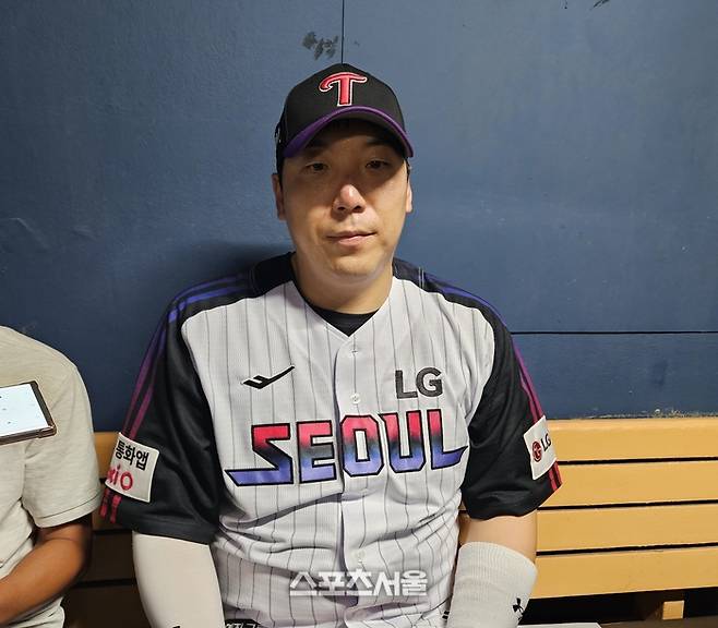 LG 김현수가 8일 잠실구장에서 열린 2025 KBO리그 한화전에서 역대 네 번째 통산 2500안타를 달성했다. 경기 후 인터뷰에 응했다. 잠실 | 김동영 기자 raining99@sportsseoul.com