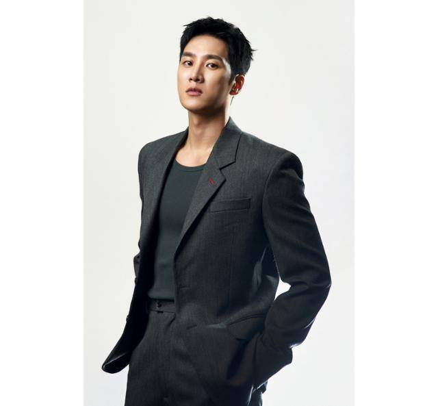 안보현이 '악마가 이사왔다' 관련 인터뷰를 진행했다. CJ ENM 제공