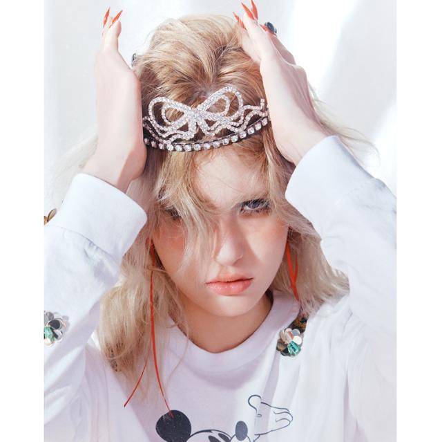 가수 전소미가 올 여름을 뜨겁게 달굴 준비를 마쳤다. 더블랙레이블 제공