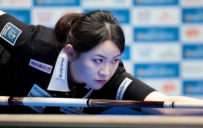 김민아는 16강에서 김가영을 격침한 여세를 몰아 8강에서 이지연1을 제압하고 준결승에 올랐다. PBA 제공