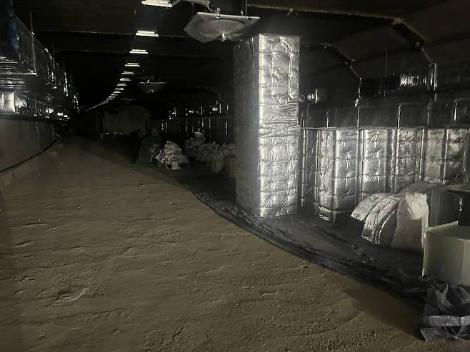 비밀의 공간 2구간. 기둥이 사라지고 공간은 더 넓어졌다. 이곳에 무대와 전시장 등의 설치를 검토하고 있다. 박병국 기자