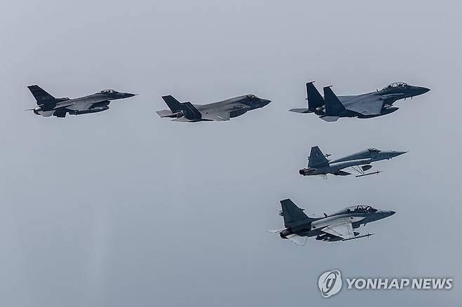 한미 공군 훈련 모습  한미공군은 2025년 4월18일 공군 광주기지에서 '프리덤 플래그(Freedom Flag)' 훈련 미디어데이를 개최했다고 밝혔다. 
 [공군 제공 사진]