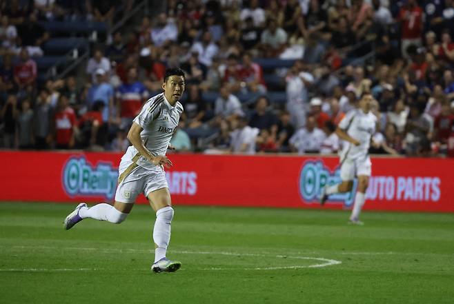 미국 LAFC 데뷔전을 치른 손흥민(왼쪽). [로이터=연합뉴스]