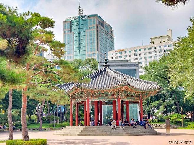 탑골공원은 3.1운동 당시 민족대표 33인이 독립선언서를 낭독하는 장소로 처음 꼽았던 장소다. /사진=한국관광공사