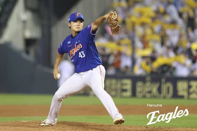 9일 경기에 등판한 정우주. /사진=한화 이글스