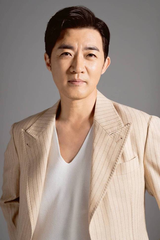 안재욱
