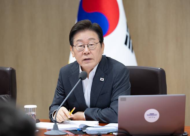 이재명 대통령이 지난달 29일 서울 용산 대통령실 청사에서 열린 국무회의에서 발언하고 있다./뉴스1