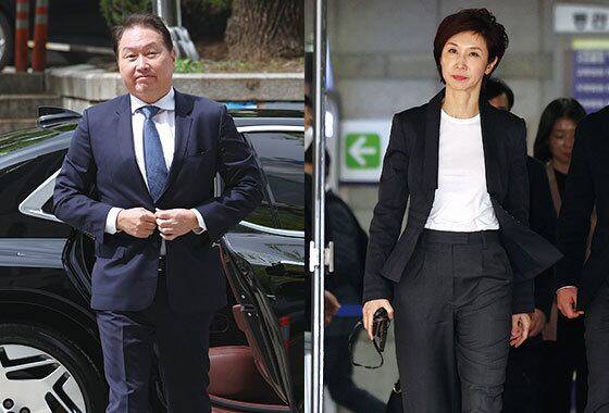 최태원 SK그룹 회장과 노소영 아트센터 나비 관장. /뉴스1