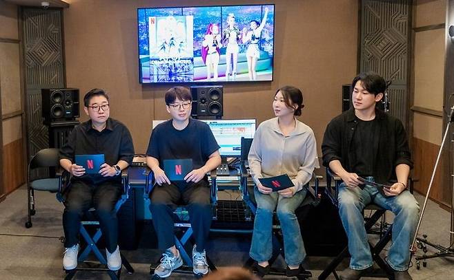 픽셀로직코리아 김민수 디렉터(좌측부터) , 픽셀로직코리아 김형석PD, 신나리 성우, 민승우 성우ⓒ넷플릭스