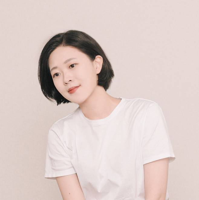 시인 한여진.  창비 제공