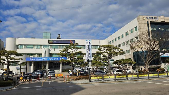 영광군은 산업통상자원부와 전력거래소가 주관한 2025년 제1차 에너지저장장치(ESS) 중앙계약시장 경쟁입찰에서 80MW(저장용량 480MWh) 규모의 ESS 구축 사업이 최종 확정됐다고 11일 밝혔다. /영광군