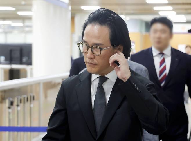 횡령·배임 혐의를 받는 조현범 한국앤컴퍼니그룹 회장의 항소심이 다음달 본격화 된다. 사진은 지난 5월 서울 서초구 서울중앙지방법원에서 열린 횡령·배임 혐의 관련 선고 공판에 출석했던 조현범 한국앤컴퍼니그룹 회장. /사진=뉴시스