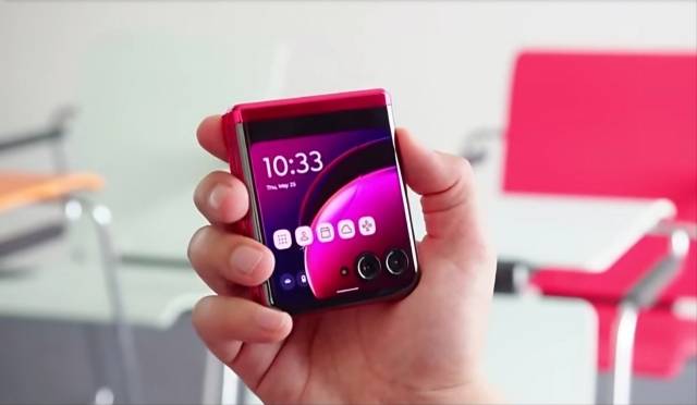 모토로라 폴더블폰 [GSMA아레나 공식 유튜브 갈무리]